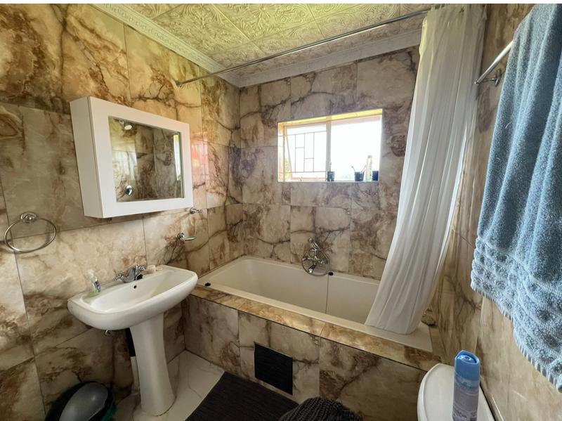 To Let 4 Bedroom Property for Rent in Kathu Northern Cape